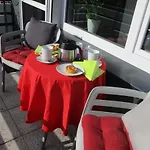 Bergischer Panoramasteig 아파트 라데보름발트